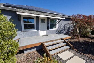 4513 E Cervato St in Long Beach, CA - Building Photo - Building Photo