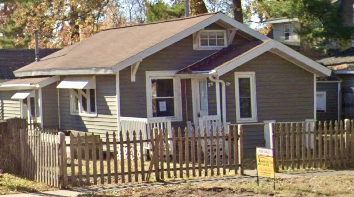 116 W Bundy St in Rice Lake, WI - Building Photo