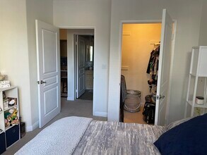 2312 Watermarke Pl, Unit 2312 in Irvine, CA - Building Photo - Building Photo