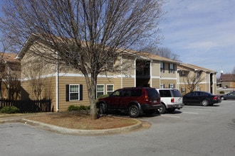 Garden Cove Apartments in Huntsville, AL - Foto de edificio - Building Photo