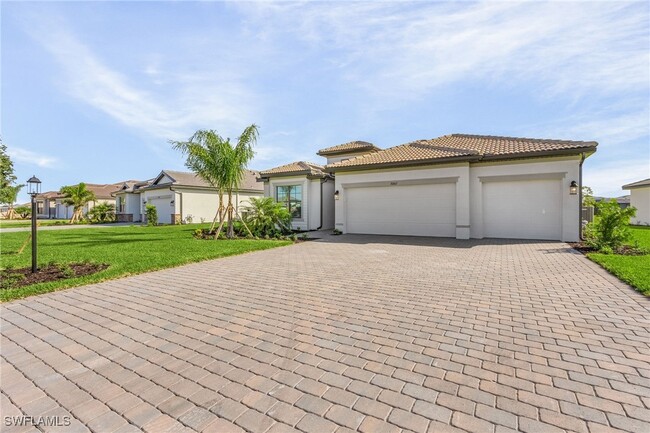 20662 Greenwich Pl in Estero, FL - Building Photo - Building Photo