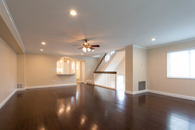 Katahdin Woods in Lexington, MA - Building Photo - Interior Photo