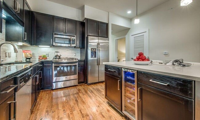 property at 1900 Yorktown St