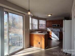 10000 Dunfries Rd in Matthews, NC - Building Photo - Building Photo