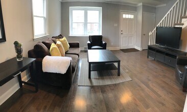 4041 Lasher Rd in Drexel Hill, PA - Building Photo - Building Photo