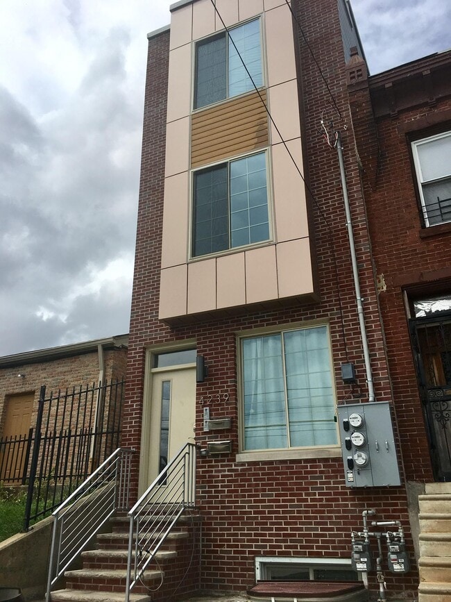 4239 Haverford Ave, Unit 1
