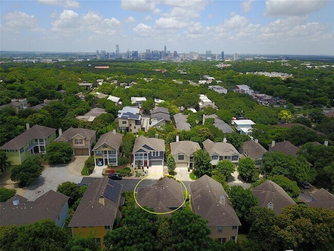 property at 629 12 Oaks Ln