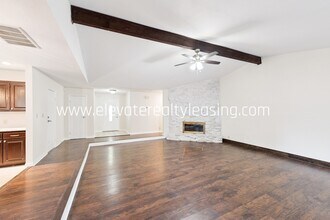 7212 E 76th St in Tulsa, OK - Foto de edificio - Building Photo