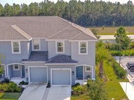 2350 Paravane Wy in Wesley Chapel, FL - Building Photo