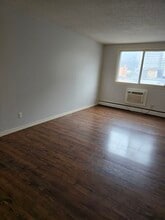 2116 Rose St in Regina, SK - Building Photo - Building Photo