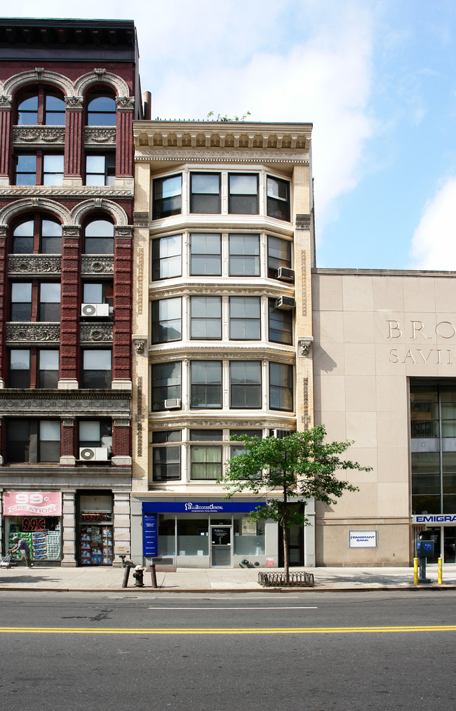 248 W 23rd St in New York, NY - Foto de edificio - Building Photo