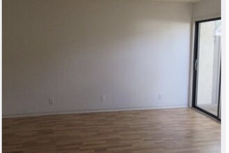 8017 Hibiscus Dr in Temple Terrace, FL - Building Photo - Building Photo