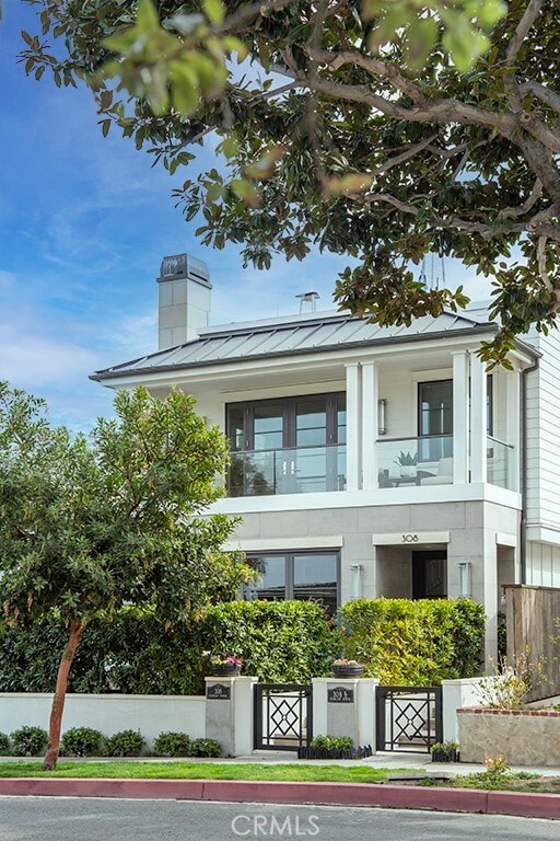 308 Fernleaf Ave
