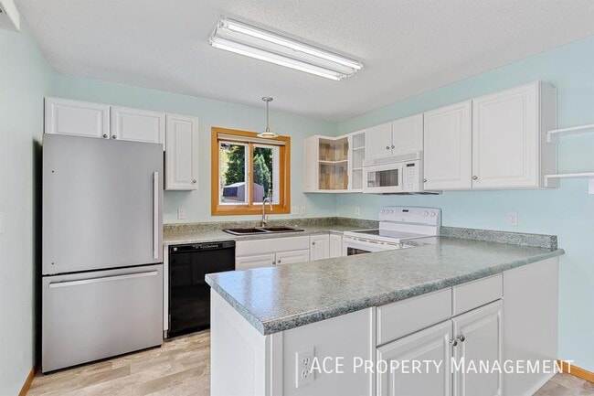 property at 3738 Park Dr