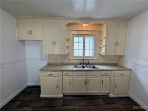 216 Newburgh Ave in Buffalo, NY - Building Photo - Building Photo
