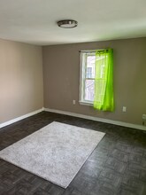8 Quigley Ct in Winchester, MA - Building Photo - Building Photo