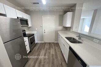 15008 W Calavar Rd in Surprise, AZ - Building Photo - Building Photo