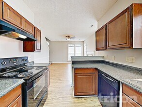 5337 Timbertop Ln in Charlotte, NC - Foto de edificio - Building Photo