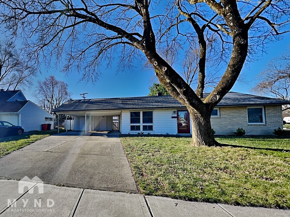 2981 Wendy Ln in Grove City, OH - Building Photo