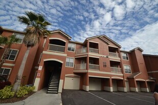 8813 Villa View Cir in Orlando, FL - Building Photo