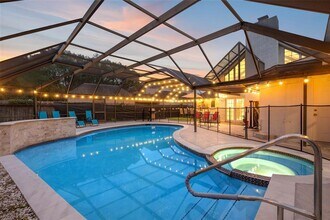 611 Montclair Blvd in Sugar Land, TX - Building Photo - Building Photo