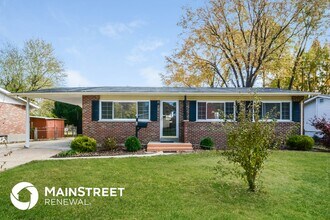 26 Radford Dr in Florissant, MO - Building Photo - Building Photo