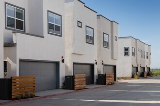 Cyrene at Meadowlands - Single Family Homes in Lincoln, CA - Building Photo - Building Photo