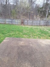 201 Bent Oaks Dr in Jackson, TN - Building Photo - Building Photo
