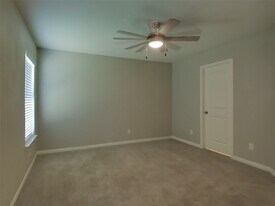 24033 Wilde Dr in Magnolia, TX - Building Photo