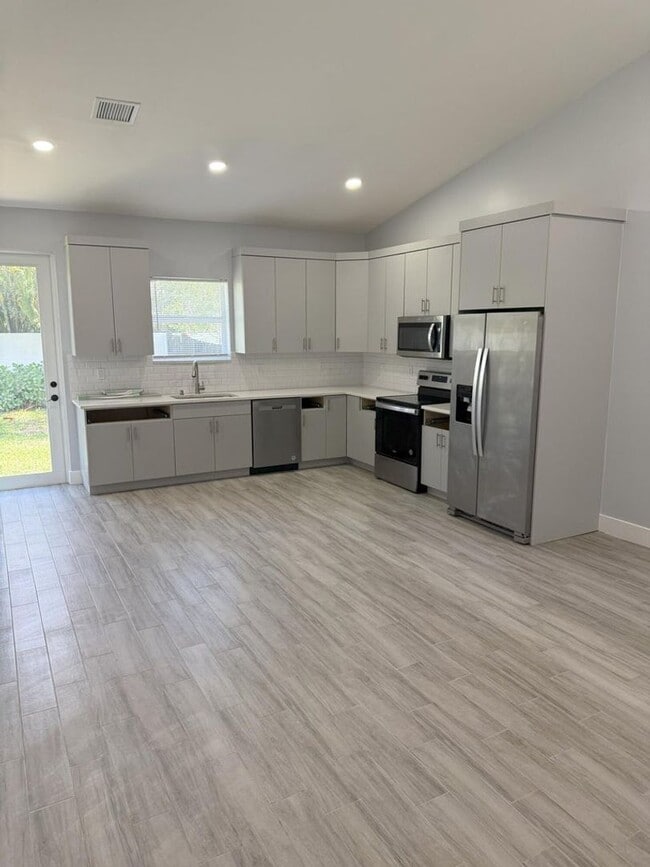 property at 4323 Barbridge Rd