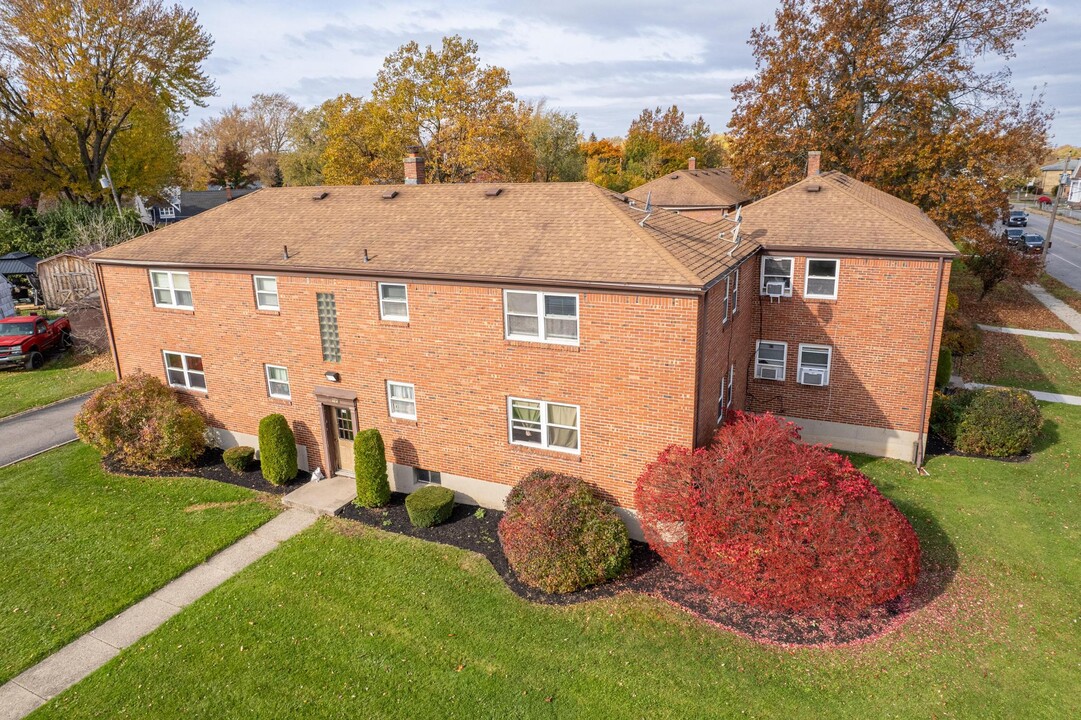 Englewood Apartments in Buffalo, NY - Building Photo