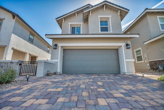688 Monroe Hl Pl