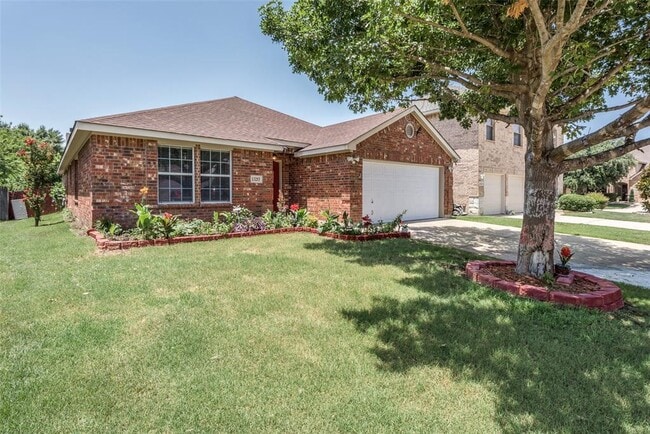 13253 Poppy Hill Ln in Fort Worth, TX - Building Photo - Building Photo