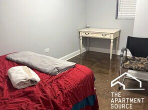 2937 W Jackson Blvd in Chicago, IL - Foto de edificio - Building Photo