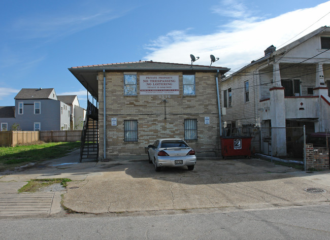 1516 Baronne St in New Orleans, LA - Building Photo - Building Photo