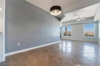 38 E Serene Ave in Las Vegas, NV - Building Photo - Building Photo