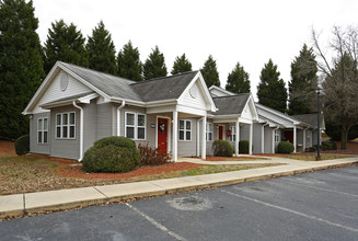 Parkview Apartment Homes in Mooresville, NC - Building Photo - Building Photo