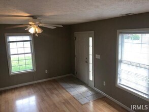 3811 E Cobble Creek Dr in Bloomington, IN - Building Photo - Building Photo