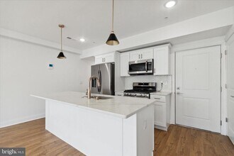 673 N Preston St in Philadelphia, PA - Building Photo - Building Photo