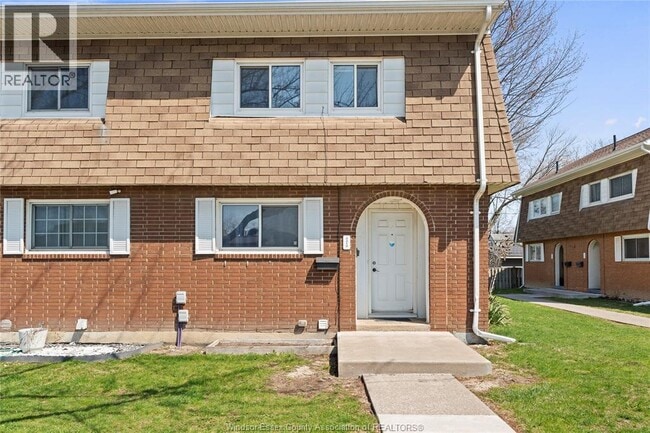 5513 Coronation Ave in Windsor, ON - Building Photo - Building Photo
