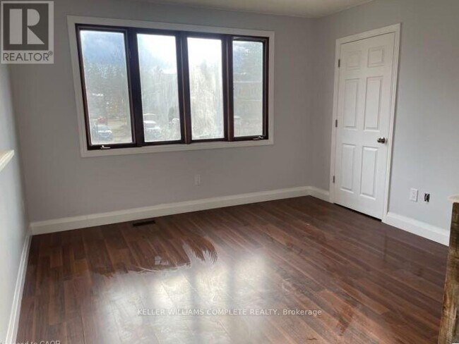 367 Wilson St E in Hamilton, ON - Building Photo - Building Photo