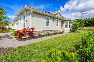 4546 Arboretum Cir in Naples, FL - Building Photo - Building Photo