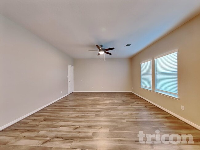 13547 Emerson Wy in Saint Hedwig, TX - Building Photo - Building Photo