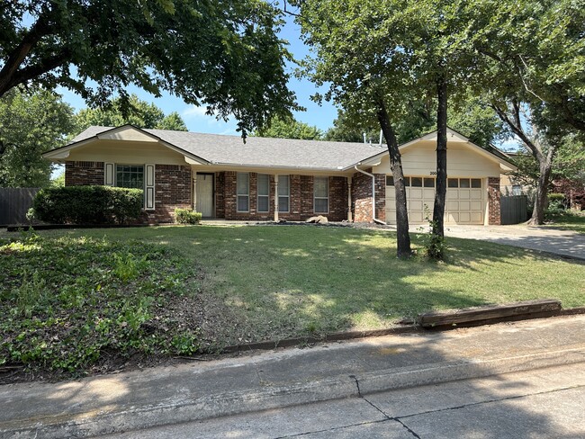 property at 2004 Smoky Hollow Rd