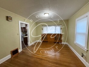 4210 Commonwealth Ave in Toledo, OH - Building Photo - Building Photo