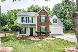 4215 Suttle Pl in Matthews, NC - Building Photo