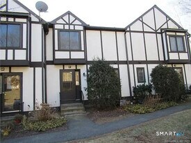 204 New Haven Ave in Derby, CT - Building Photo