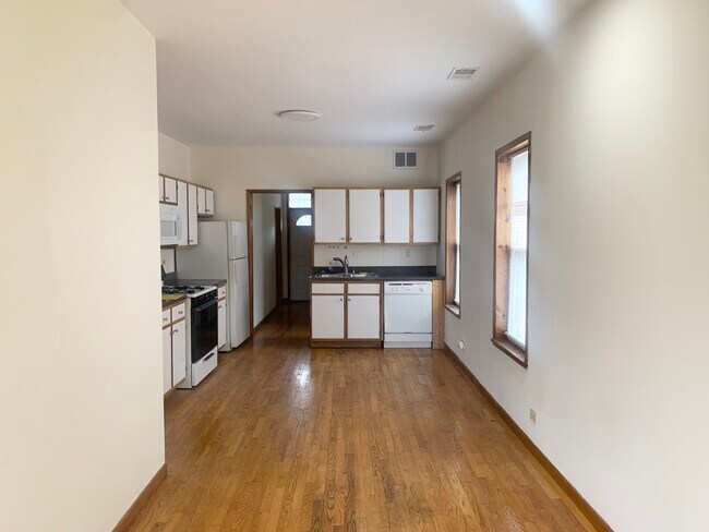 2612 W Huron St in Chicago, IL - Building Photo - Building Photo