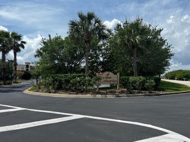 150 Pantano Cay Blvd in St. Augustine, FL - Building Photo