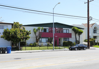 4456 S Centinela Ave in Los Angeles, CA - Building Photo - Building Photo